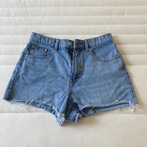 Petite short
